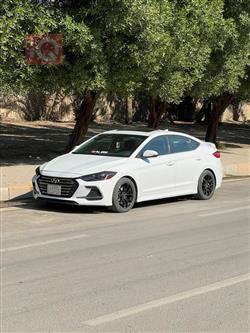 هیوندای ئەلەنترا